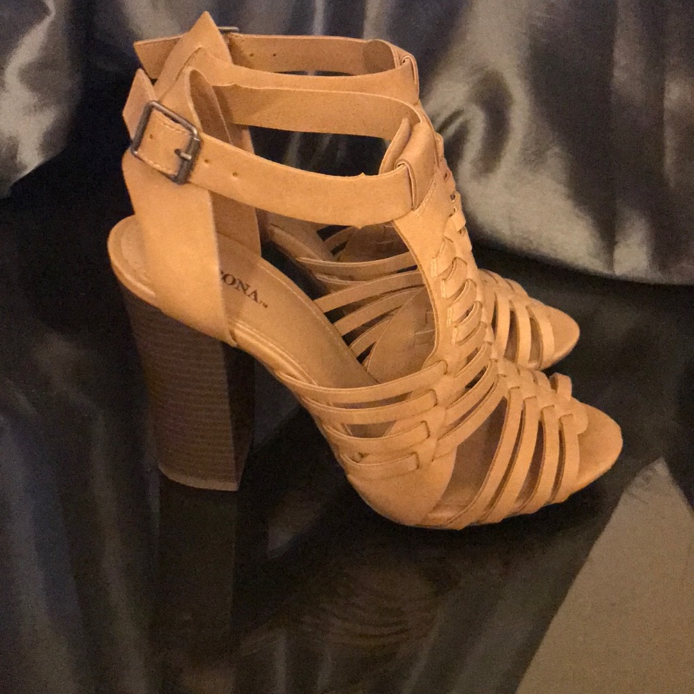 Merona faux leather heels in Camel